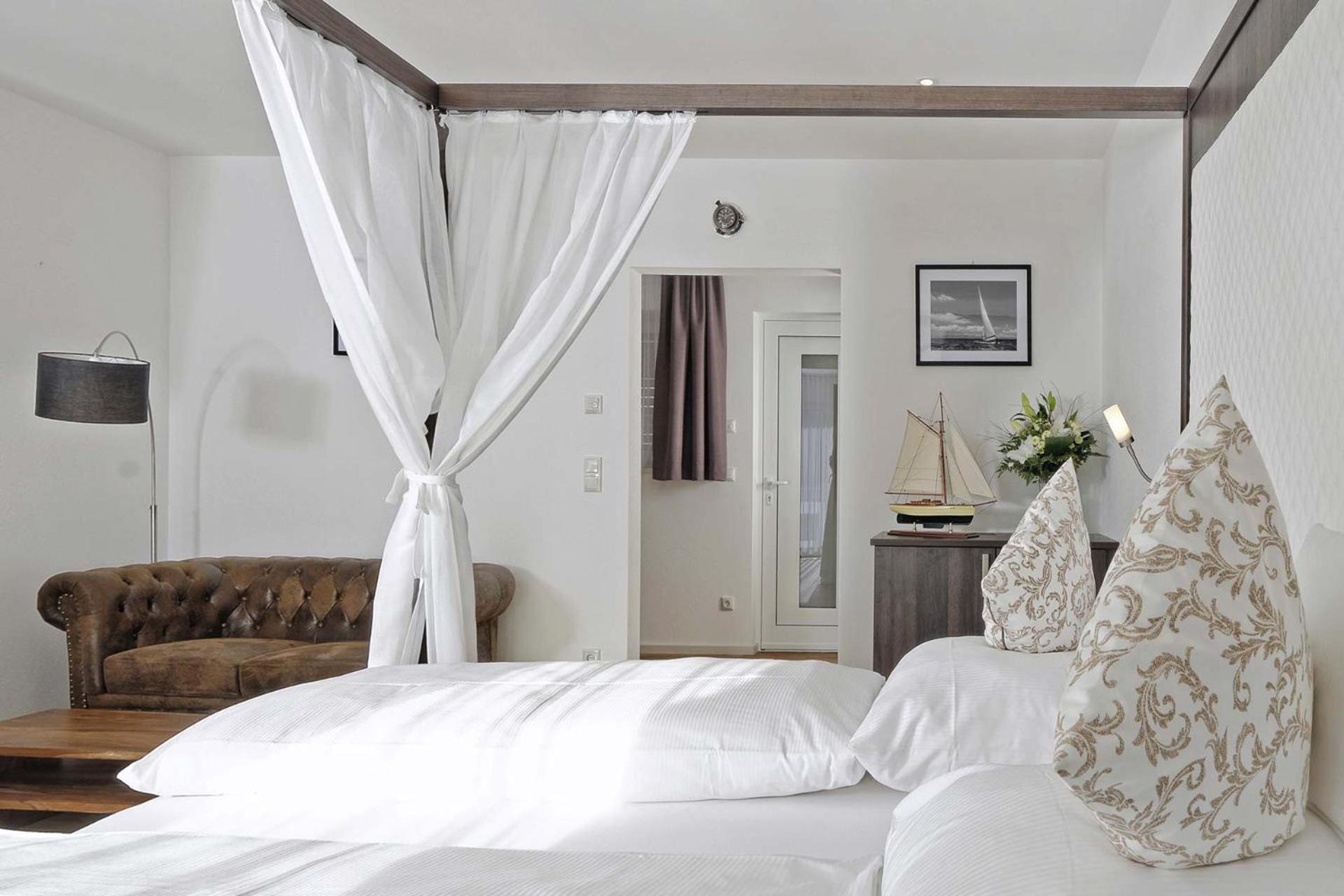Hotel Chiemseepanorama クシュタット・アム・キームゼー エクステリア 写真