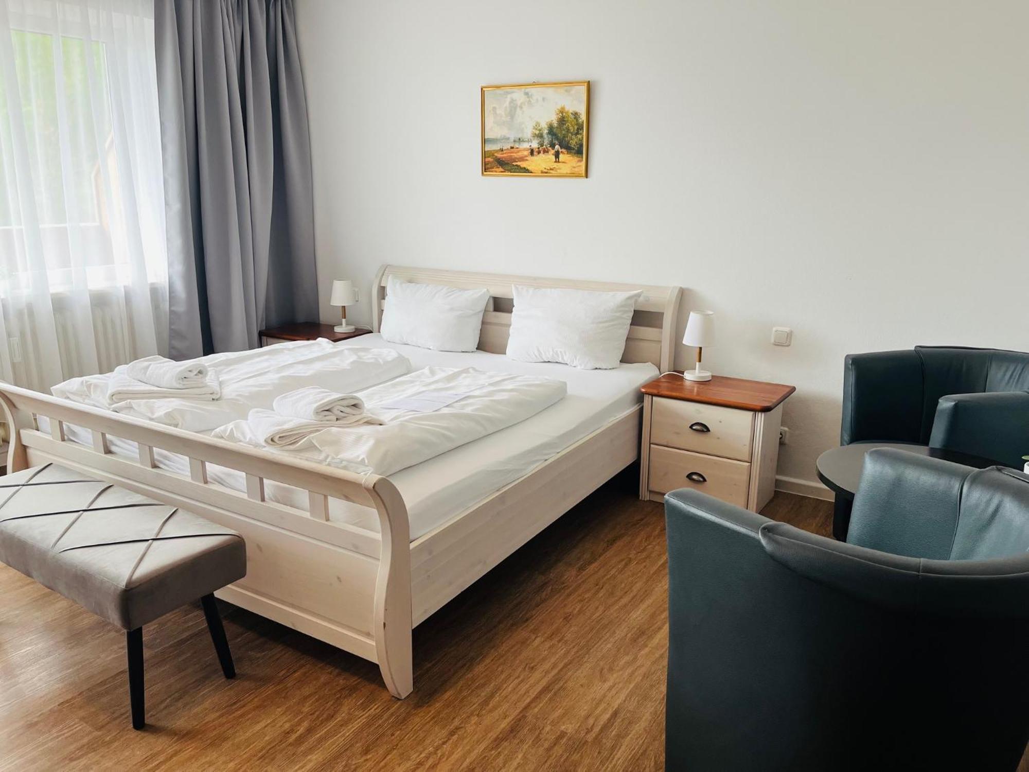 Hotel Chiemseepanorama クシュタット・アム・キームゼー エクステリア 写真