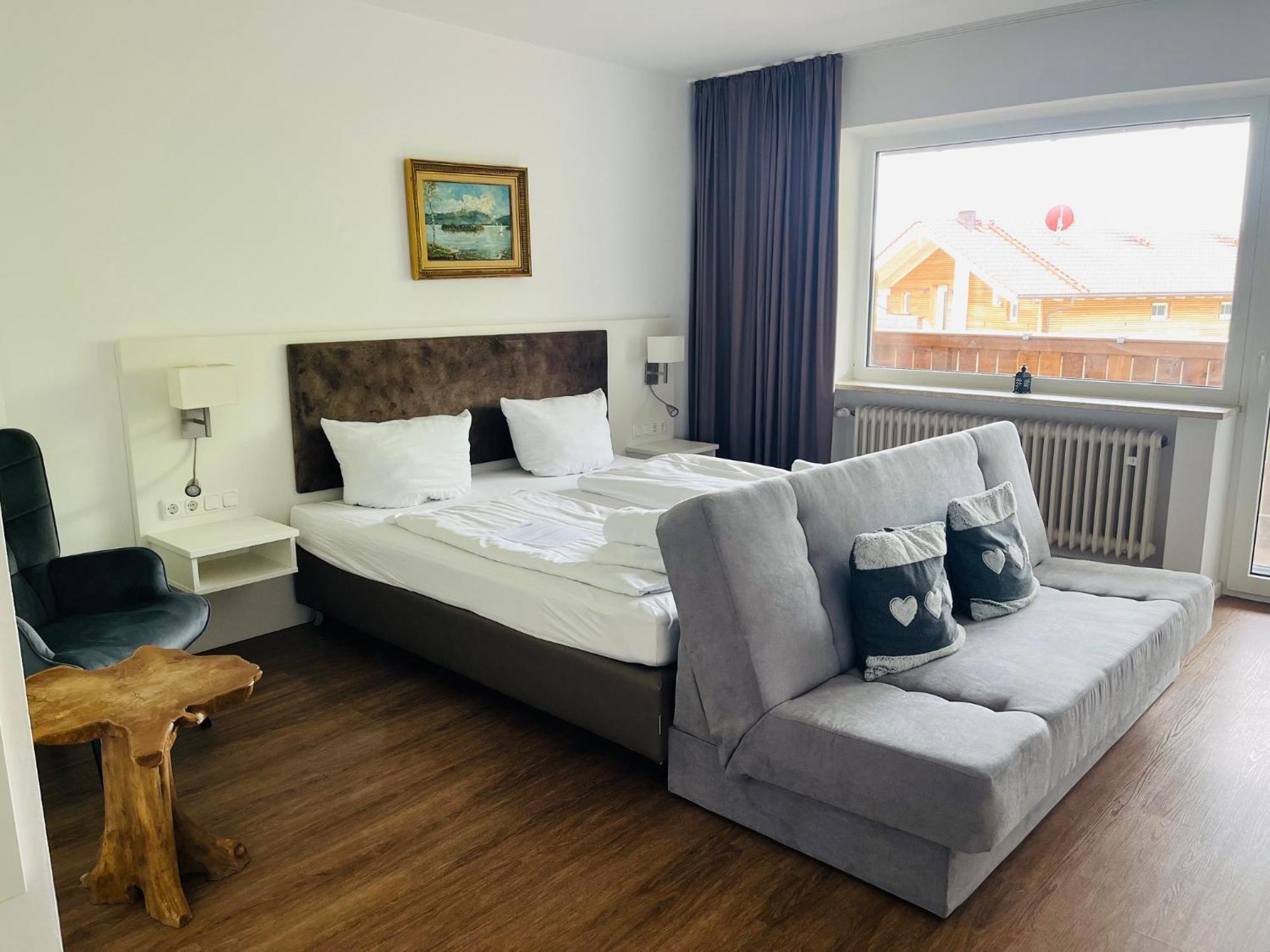 Hotel Chiemseepanorama クシュタット・アム・キームゼー エクステリア 写真